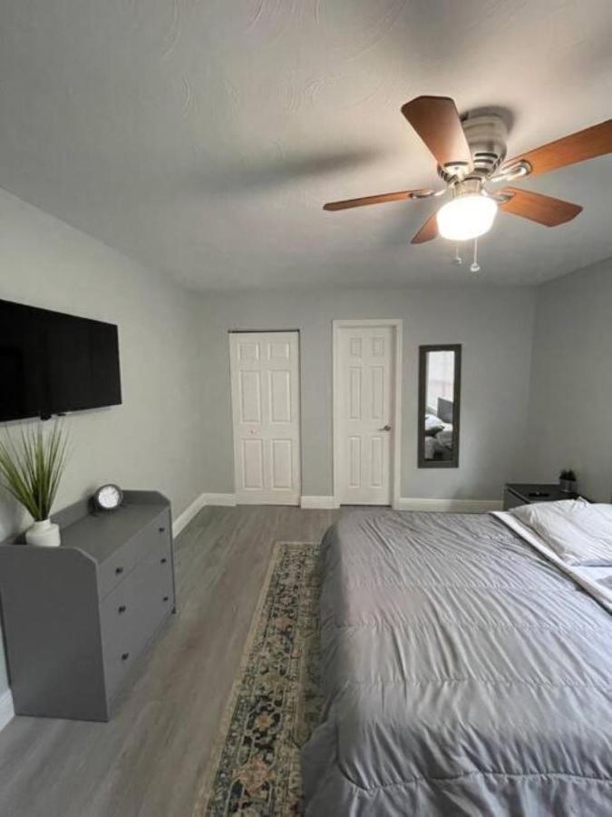 Cheerful Home Minutes From The Airport And Raymond James Stadium! Tampa Bagian luar foto