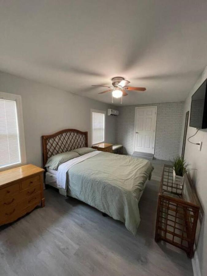 Cheerful Home Minutes From The Airport And Raymond James Stadium! Tampa Bagian luar foto